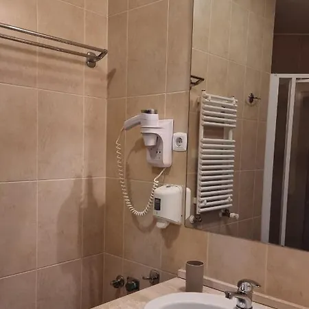 Relax Wellness Apartman Apartment