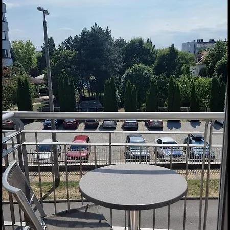 Relax Wellness Apartman Apartment *