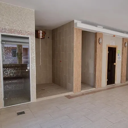 Relax Wellness Apartman Apartment Hajduszoboszlo